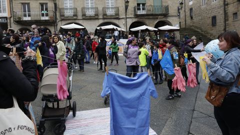 8M en Ourense.La Marcha Mundial das Mulleres recorrió la ciudad con su manifestación reivindicativa