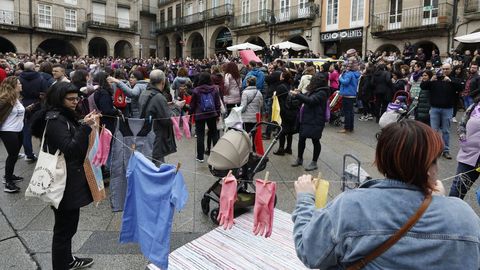 8M en Ourense.La Marcha Mundial das Mulleres recorrió la ciudad con su manifestación reivindicativa