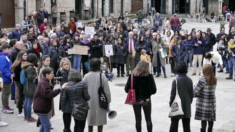8M Ribadavia.Concentración por el Día da Muller en la capital de O Ribeiro
