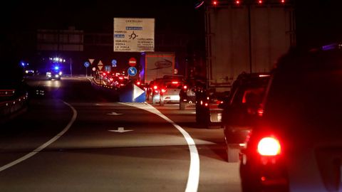 Atasco provocado por el control policial