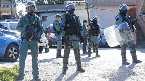 Operación antidroga de la Guardia Civil en el poblado del Vao