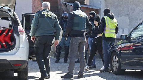 Operación antidroga de la Guardia Civil en el poblado del Vao