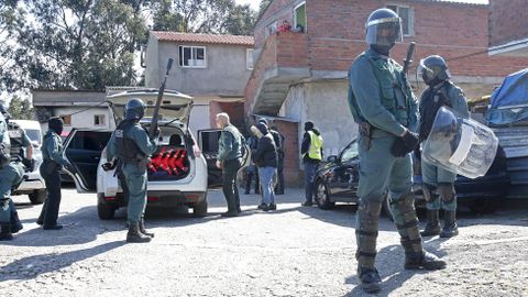 Operación antidroga de la Guardia Civil en el poblado del Vao