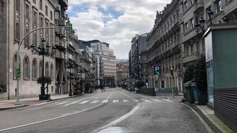 Ni un solo coche en la Policarpo Sanz, Vigo