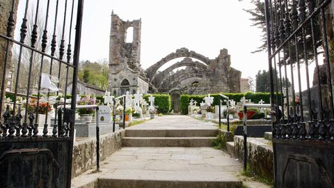 Cementerio de Santa Maríña, de Cambados, vacío