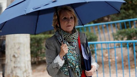 Esperanza Aguirre y su marido se encuentran hospitalizados por coronavirus