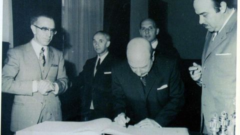 Ricardo Carvalho Calero na toma de posesión, en 1972, da Cátedra de Lingua e Literatura Galega da USC