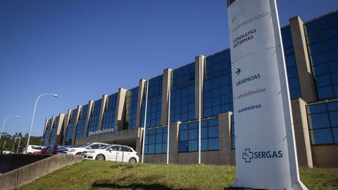 En el Hospital Comarcal da Barbanza, en la imagen, están ingresadas cinco personas