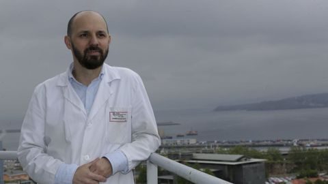 Pedro Marcos, neumólogo en el Chuac