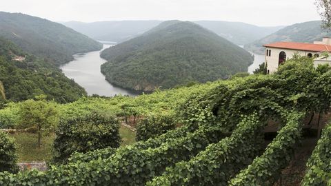 Cabo do Mundo, en el río Miño en O Saviñao