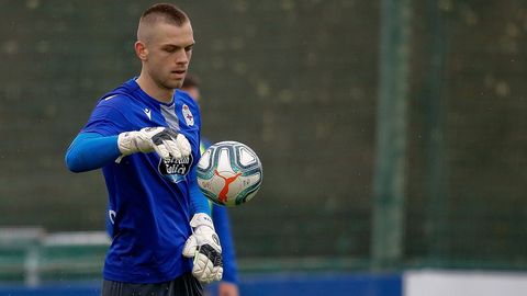 JOVANOVIC. CEDIDO HASTA JUNIO. El Huesca lo prestó hasta junio tras el adiós inesperado de Koke