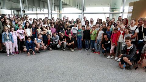 Llegada de los niños de la zona de Chernóbil al aeropuerto de Santiago en 2019
