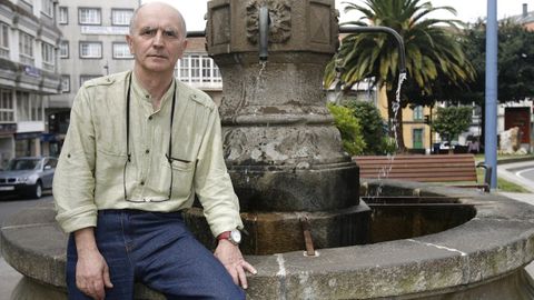 Toni García de Seárez, en una visita a Carballo, lleva más de 42 años con un programa de radio en Montevideo dedicado a Galicia