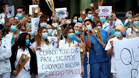 Profesionales sanitarios del Clínic de Barcelona, donde se hizo el estudio