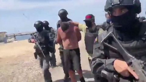 El régimen de Maduro informó de la detención de trece implicados en la incursión marítima
