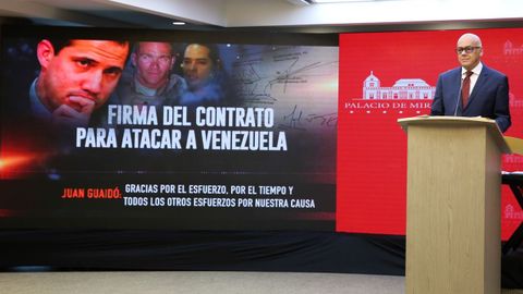 El ministro de informacin del pas sudamericano, Jorge Rodrguez, present las supuestas pruebas contra Guaid