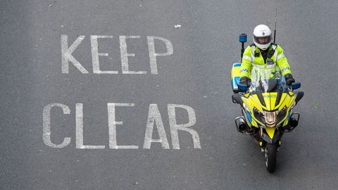 Un oficial de policía durante su servicio en Londres