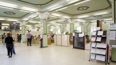 Edificio administrativo de Lugo por dentro