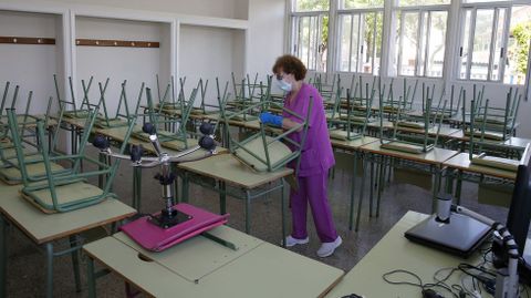 Los institutos gallegos -en la imagen el N.º 1 de Ribeira- se están preparando para la siguiente fase de la desescalada