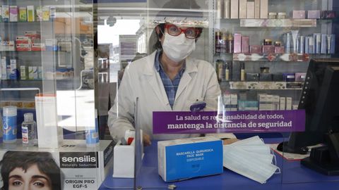 Los expertos piden mantener la protección con mascarillas, pese a que una persona haya dado positivo en anticuerpos