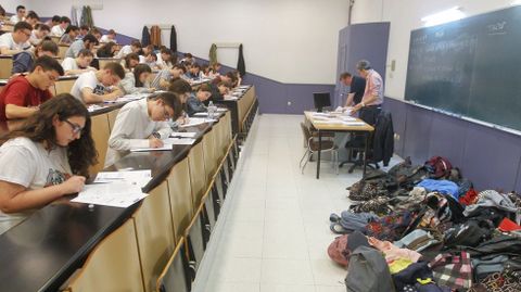 Este año no habrá mochilas amontonadas en los exámenes de selectividad