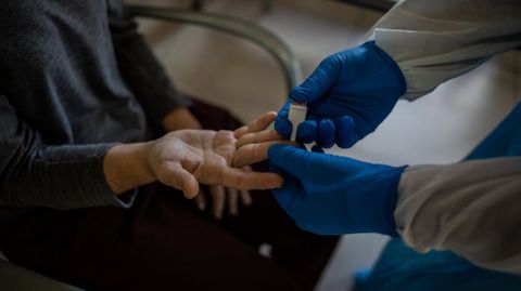 Atención sanitaria a una usuaria de una residencia de mayores