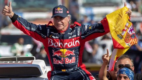 El piloto Carlos Sainz, considerado la primera gran leyenda del automovilismo espaol, ha sido distinguido este martes con el Premio Princesa de Asturias de los Deportes 2020.