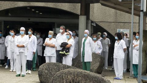 Sanitarios en el hospital de O Salnés