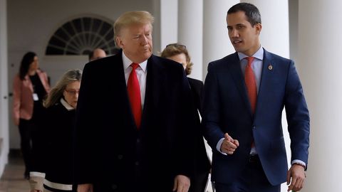 Donald Trump y Juan Guaido, el pasado febrero, durante un encuentro en la Casa Blanca