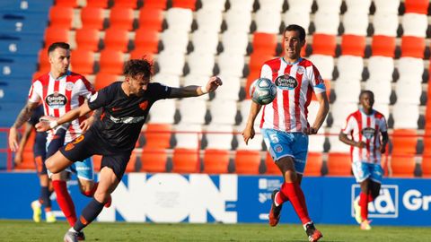 Partido entre el Lugo y el Málaga en el Ángel Carro