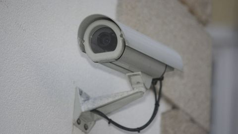 Si la UE pretende grabar con cámaras de vídeo el trabajo a bordo de los pesqueros, la flota quiere que se haga lo mismo con los políticos y los gestores públicos