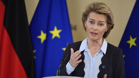 Von der Leyen, durante la rueda de prensa tras su encuentro digital del jueves con Merkel