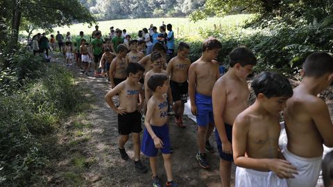 Jornada de diversión y deporte en el campamento Sporty, en Allariz