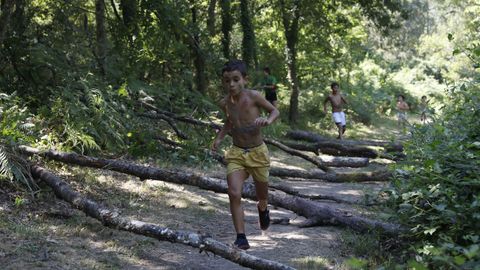 Jornada de diversión y deporte en el campamento Sporty, en Allariz
