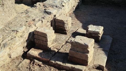 Excavacióna arqueológica en una villa romana en Coea, Castro de Rei