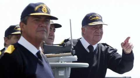 Visita con José Bono a la fragata Álvaro de Bazan en el 2004