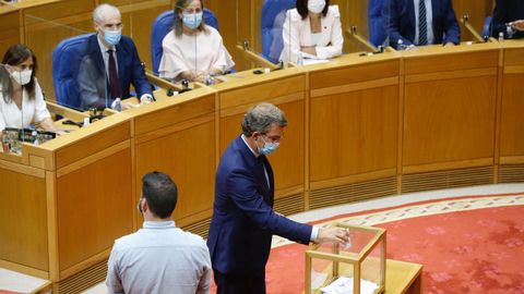 Los diputados han votado para elegir a los cinco miembros de la Mesa.