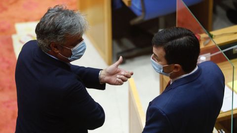 Pedro Puy fue revalidado cmo portavoz del PP en O Hórreo.