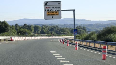 Actual final de la A-54 en la provincia de Lugo, cerca de Palas
