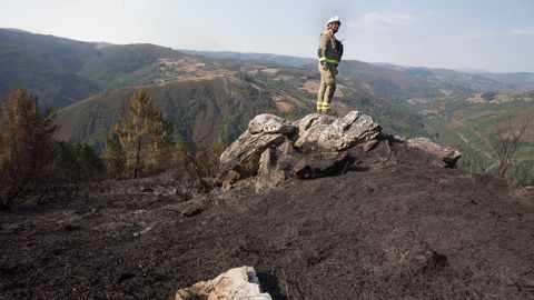 Controlado un incendio en Son, en Navia de Suarna