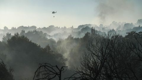 El incendio en Moreiras, Toén, se inició el viernes