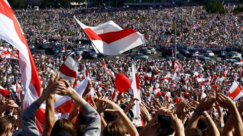 Multitudinaria manifestación celebrada este domingo en Minsk contra el presidente Alexander Lukashenko