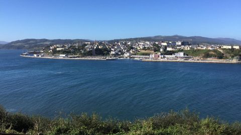 Vista de Ribadeo, uno de los municipios de A Mariña oriental