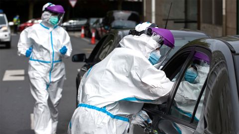 Toma de muestras para PCR en A Coruña