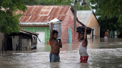 La tormenta tropical Laura caus graves inundaciones en la Repblica Dominicana, donde murieron tres personas