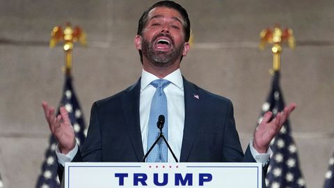 Donald Trump Jr. durane su intervenciónen la convención republicana