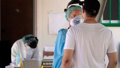 Pruebas de coronavirus en el Hospital de Monforte