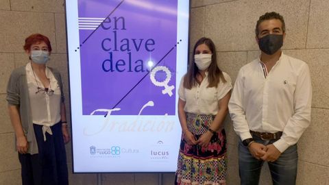 Ferreiro, la música Cristina Nogueira y el coordinador de Lucus Ensemble, Santiago Noriega, de izquierda a derecha