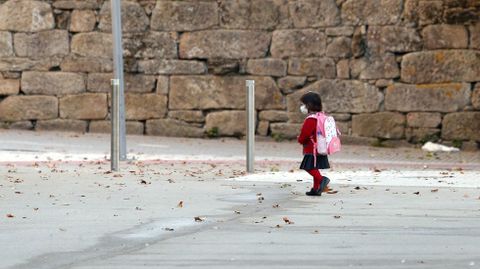 Y la mascarilla se convirtió en parte de la indumentaria de los más pequeños