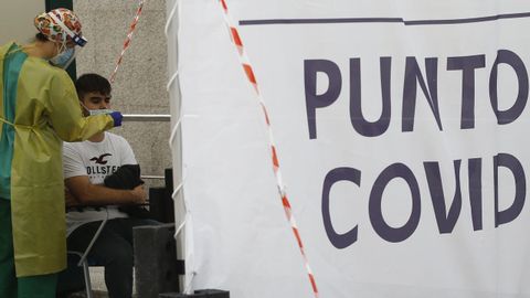 Pruebas dle covid en el barrio del Ventorrillo, en A Coruña